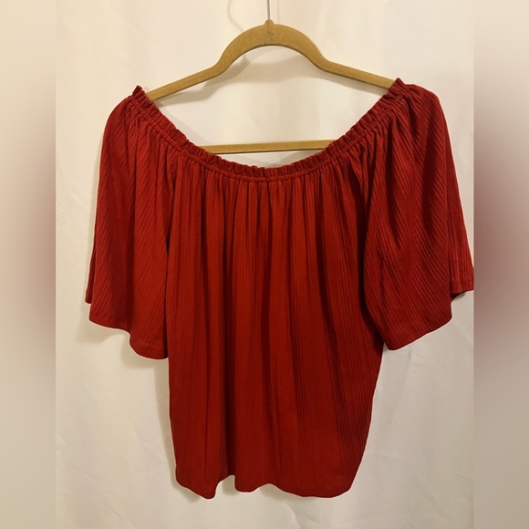 Off shoulder red orange blouse - Picture 1 of 7